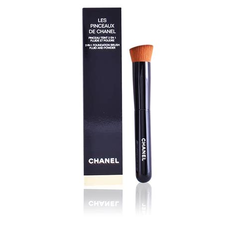 les pinceaux de chanel 2-in-1 foundation brush fluid and powder|LES PINCEAUX DE CHANEL 2.